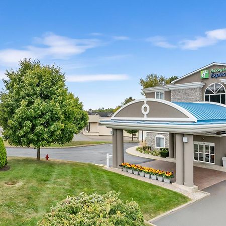 Holiday Inn Express Hartford-Newington By Ihg Eksteriør bilde