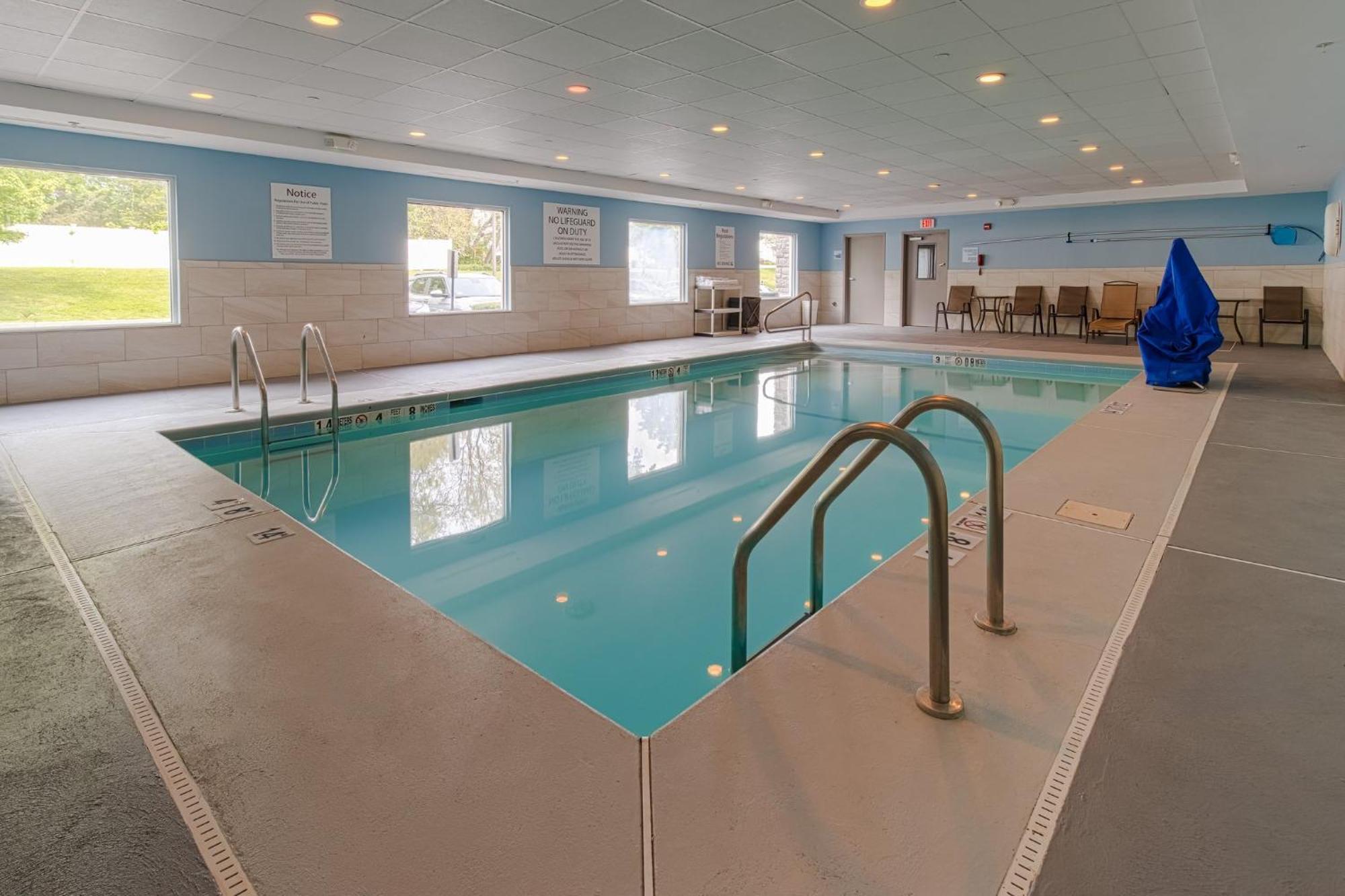 Holiday Inn Express Hartford-Newington By Ihg Eksteriør bilde