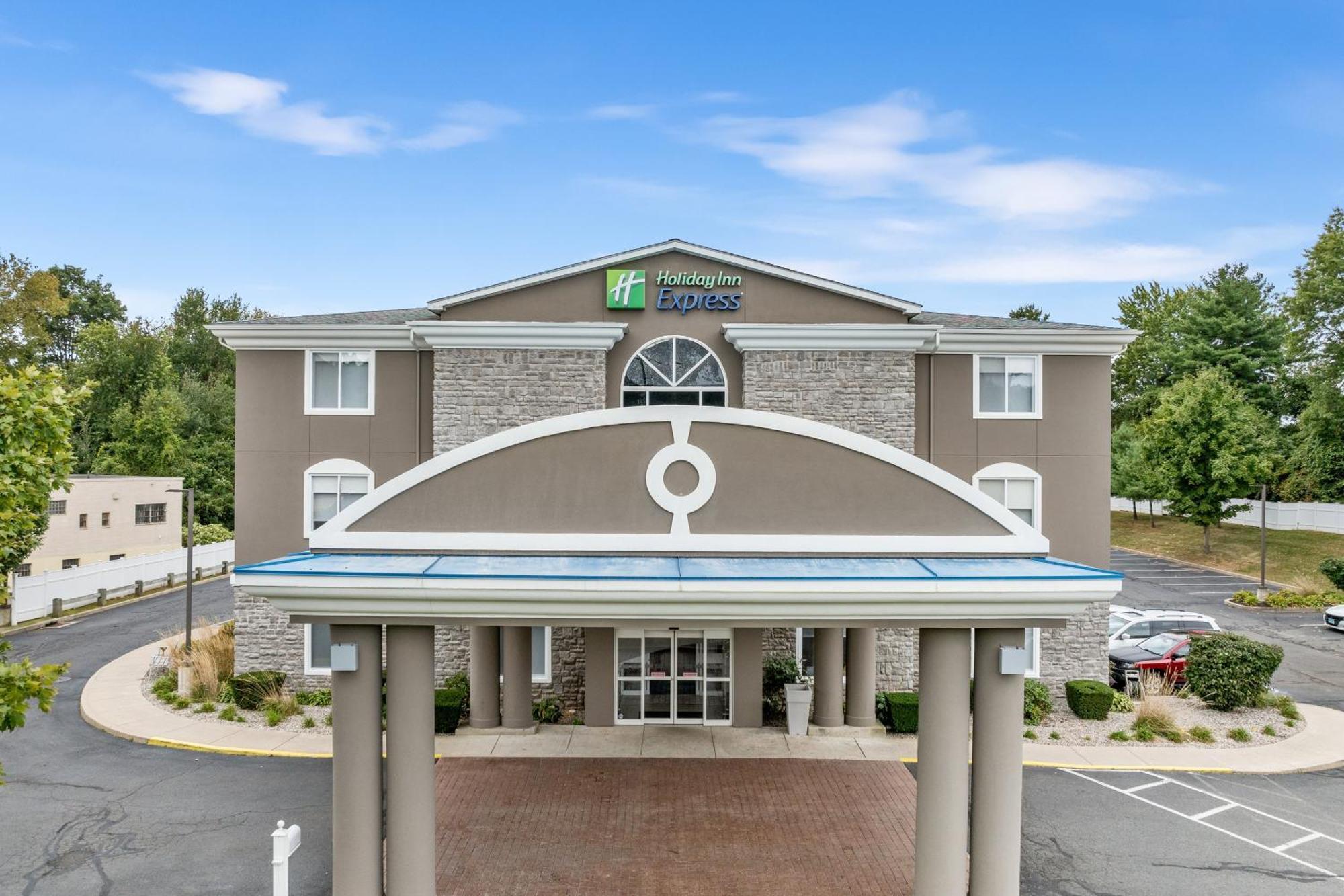 Holiday Inn Express Hartford-Newington By Ihg Eksteriør bilde