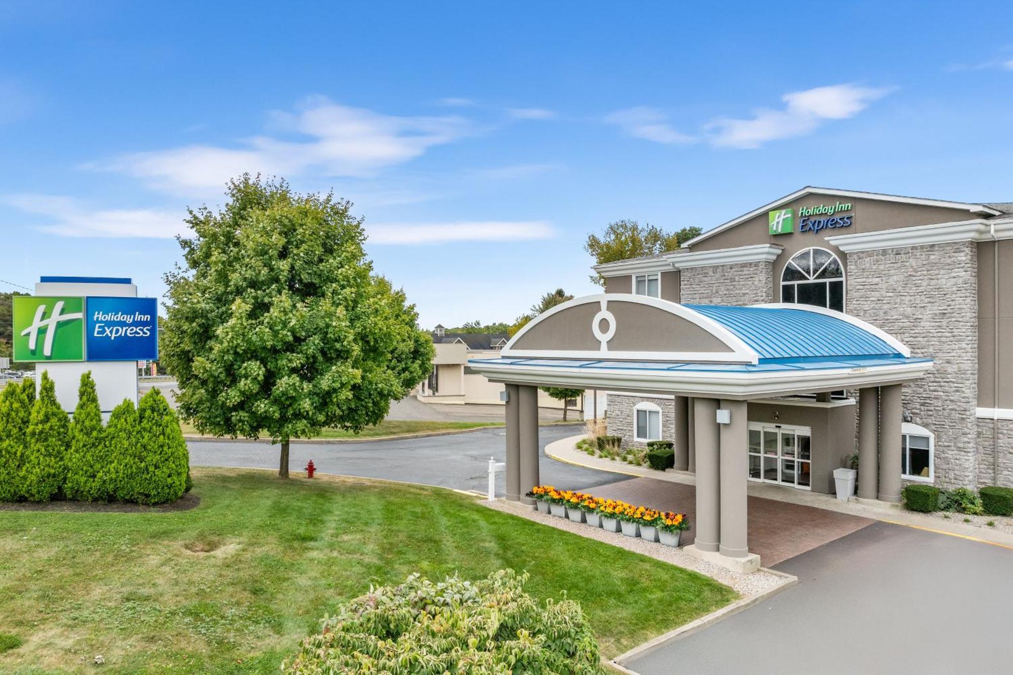 Holiday Inn Express Hartford-Newington By Ihg Eksteriør bilde