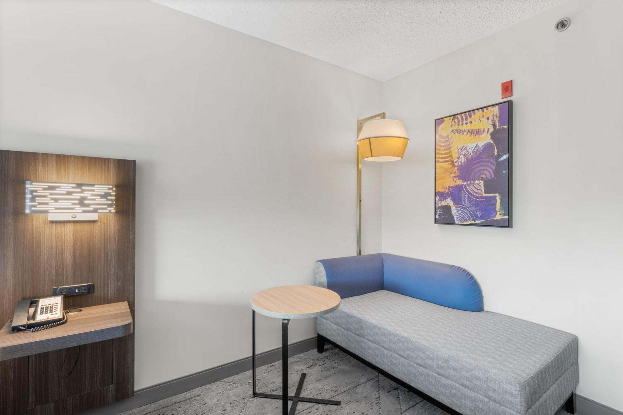 Holiday Inn Express Hartford-Newington By Ihg Eksteriør bilde